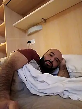 Snapshot of Denisilboss chatting on February 22, 7:34 pm Denisilboss online show from February 22, 7:34 pm