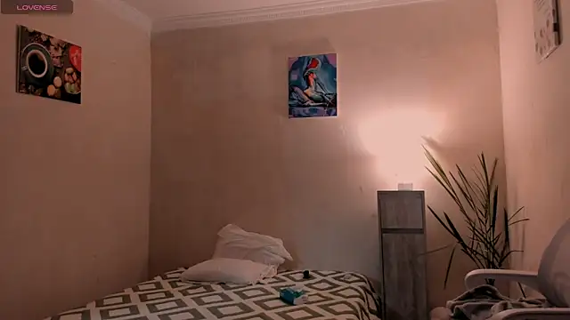 Snapshot of cClandesTina chatting on November 5, 10:21 pm cClandesTina online show from November 5, 10:21 pm