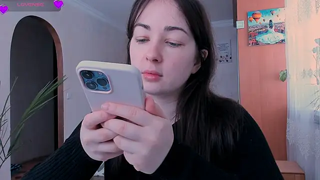 Snapshot of cClandesTina chatting on February 10, 9:46 am cClandesTina online show from February 10, 9:46 am