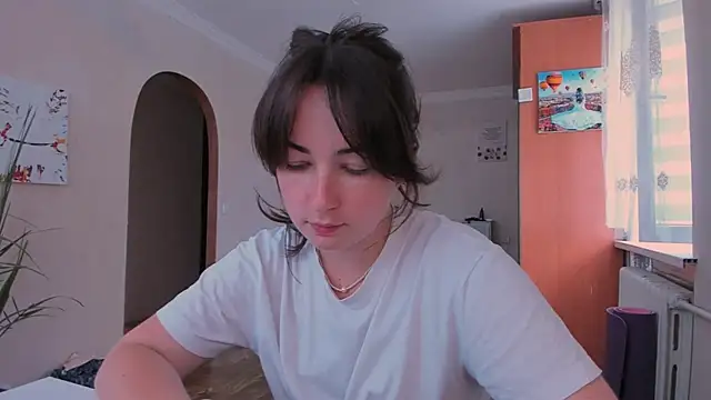 cClandesTina online show from July 1, 10:17 am