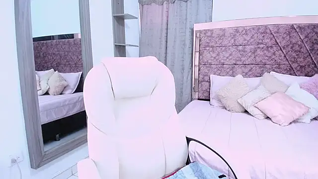 Snapshot of _Lakshmi_hotx chatting on February 5, 11:55 am Lakshmi hotx online show from February 5, 11:55 am