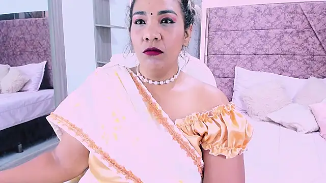 Snapshot of _Lakshmi_hotx chatting on February 7, 3:19 pm Lakshmi hotx online show from February 7, 3:19 pm