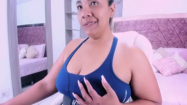 Snapshot of _Lakshmi_hotx chatting on February 12, 12:01 pm Lakshmi hotx online show from February 12, 12:01 pm