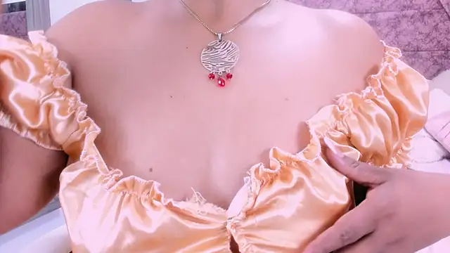 Snapshot of _Lakshmi_hotx chatting on February 12, 3:05 pm Lakshmi hotx online show from February 12, 3:05 pm
