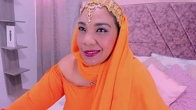 Snapshot of _Lakshmi_hotx chatting on February 19, 3:05 pm Lakshmi hotx online show from February 19, 3:05 pm