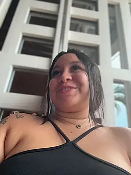 Pretty Isadora online show from March 21, 9:40 pm