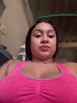 Pretty Isadora online show from April 11, 8:02 pm