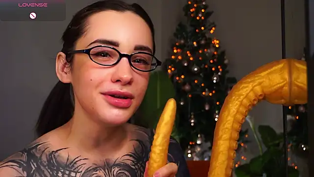 EvaCanton online show from January 19, 2:26 am