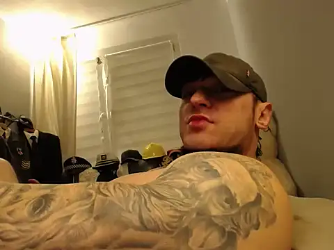 ballardbret online show from November 12, 1:39 am