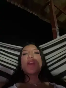 loly-yandere online show from February 18, 2:27 am