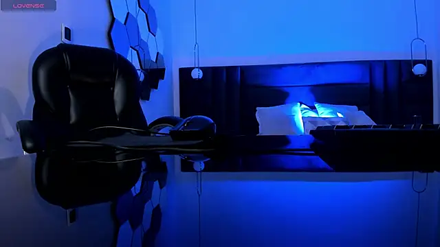 SamanthaKlein  online show from January 26, 3:48 am