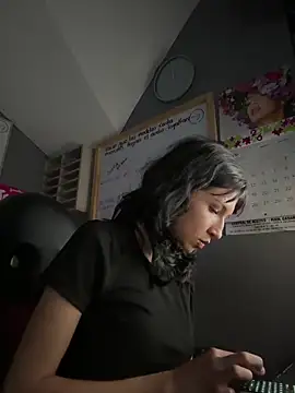 Naomi-Haruno online show from May 11, 5:24 am