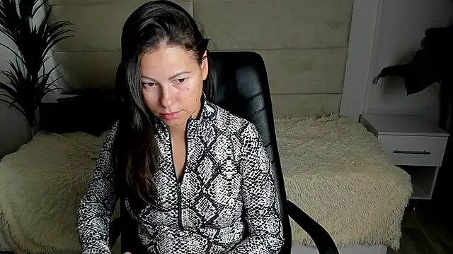 Snapshot of Dana__dom chatting on October 2, 3:35 am Dana  dom online show from October 2, 3:35 am