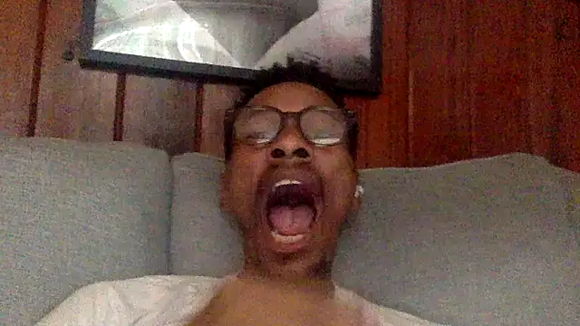 Snapshot of KingDerRico chatting on September 11, 7:58 pm KingDerRico online show from September 11, 7:58 pm