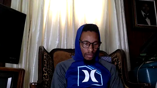 Snapshot of KingDerRico chatting on September 13, 3:01 pm KingDerRico online show from September 13, 3:01 pm