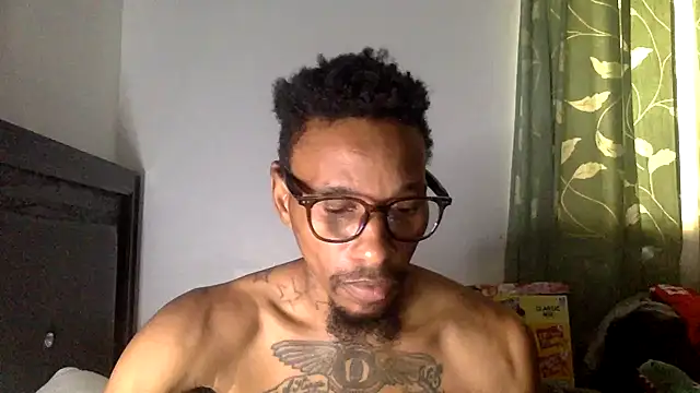 Snapshot of KingDerRico chatting on September 27, 7:19 pm KingDerRico online show from September 27, 7:19 pm