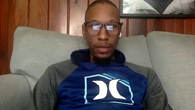 Snapshot of KingDerRico chatting on October 13, 5:02 pm KingDerRico online show from October 13, 5:02 pm