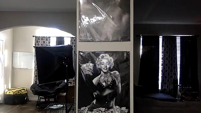 KingDerRico online show from December 19, 7:32 pm