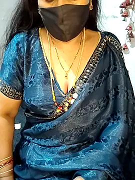 Snapshot of Rani_Darling_99 chatting on September 18, 1:24 pm Rani Darling 99 online show from September 18, 1:24 pm