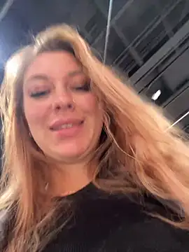 Snapshot of Sweet___Emily chatting on January 14, 4:18 pm Sweet Emily online show from January 14, 4:18 pm