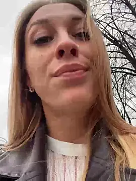 Snapshot of Sweet___Emily chatting on March 11, 1:12 pm Sweet Emily online show from March 11, 1:12 pm