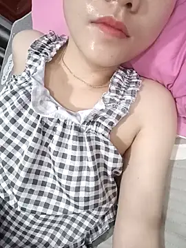 2 sex online show from April 17, 4:32 pm