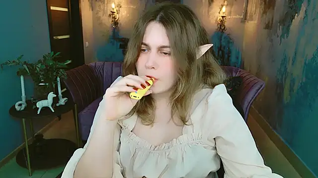 FioraMarmoris online show from February 23, 2:25 pm