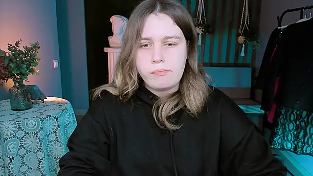 FioraMarmoris online show from February 28, 9:36 am