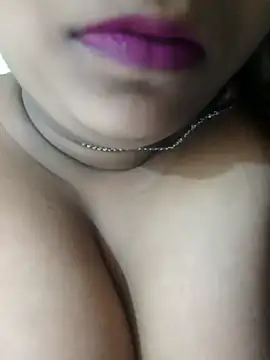 Snapshot of SEXY_MAYA__ chatting on January 2, 10:01 pm SEXY MAYA   online show from January 2, 10:01 pm