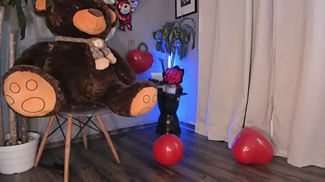 Snapshot of angeli_sexi chatting on February 15, 12:18 am angeli sexi online show from February 15, 12:18 am