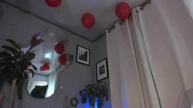 Snapshot of angeli_sexi chatting on February 18, 12:28 am angeli sexi online show from February 18, 12:28 am