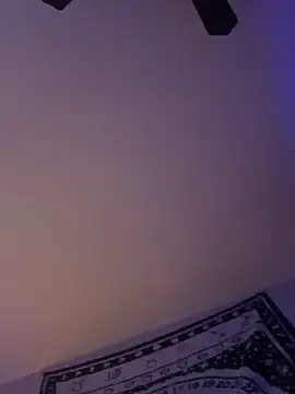 Snapshot of thatdude9_9_9 chatting on February 17, 9:46 am thatdude9 9 9 online show from February 17, 9:46 am