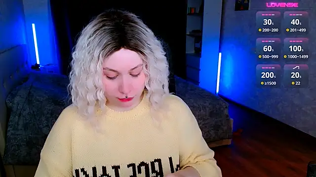 Snapshot of Blueberry-baby chatting on November 24, 5:23 pm Blueberry-baby online show from November 24, 5:23 pm