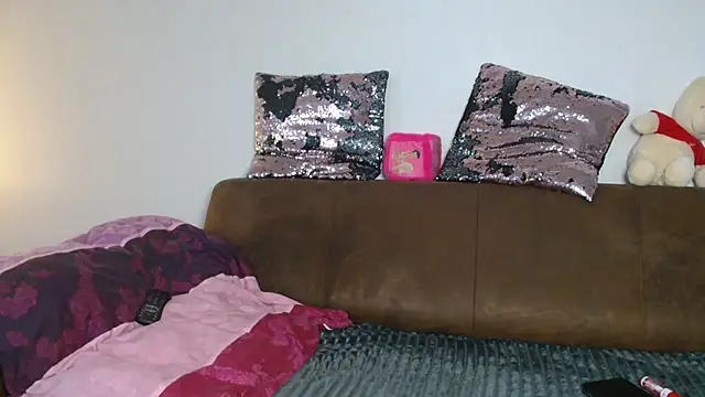 Jasmin-White online show from March 20, 12:00 pm