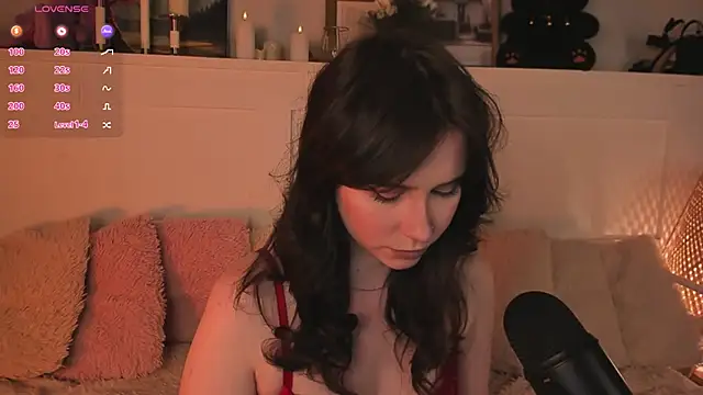 UnaMedison online show from April 17, 10:07 am