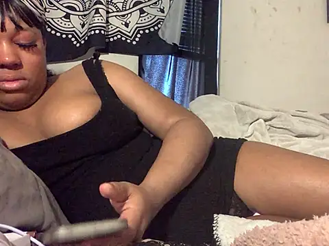 Sexy ebony BunNey online show from March 29, 12:05 pm