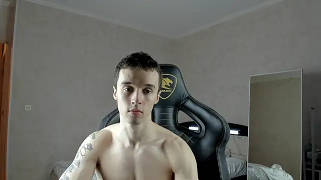 Snapshot of MasonWarholl chatting on February 7, 6:34 pm MasonWarholl online show from February 7, 6:34 pm