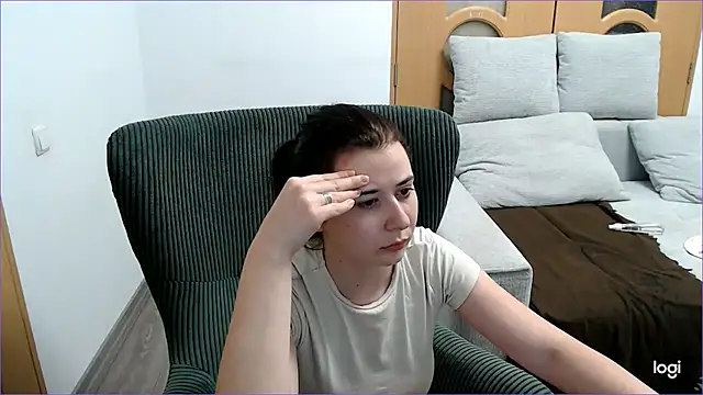 VioletaFlower7 online show from February 16, 9:11 pm