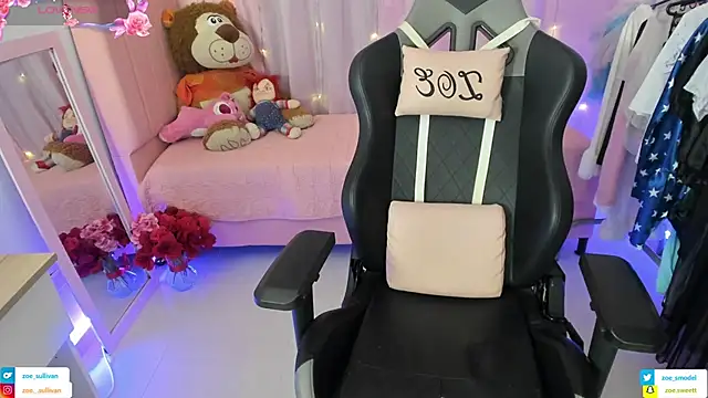 zoesullivan online show from February 19, 10:00 am