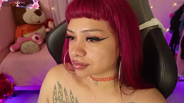 zoesullivan online show from July 2, 10:21 am