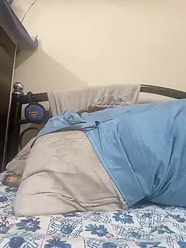 Snapshot of indianbull3684 chatting on January 21, 2:48 pm indianbull3684 online show from January 21, 2:48 pm