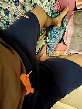 Snapshot of indianbull3684 chatting on February 14, 7:49 am indianbull3684 online show from February 14, 7:49 am