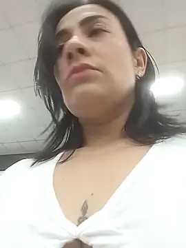 Snapshot of XGabrielaXX chatting on January 4, 8:27 pm XGabrielaXX online show from January 4, 8:27 pm