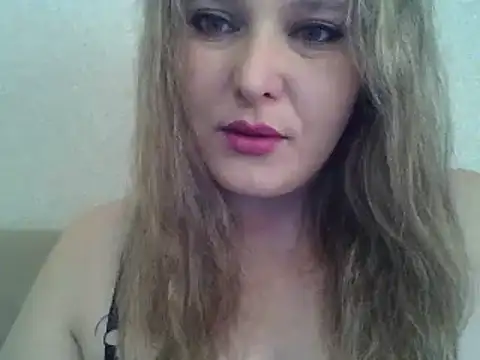 Snapshot of ParisMimi chatting on March 22, 5:49 am ParisMimi online show from March 22, 5:49 am