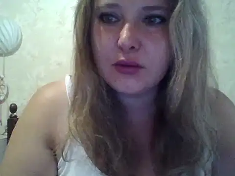 Snapshot of ParisMimi chatting on September 13, 5:29 am ParisMimi online show from September 13, 5:29 am