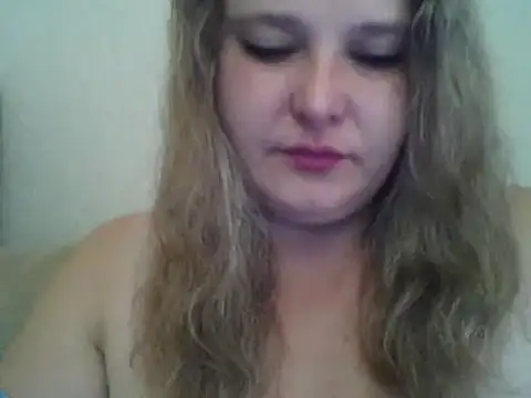 Snapshot of ParisMimi chatting on October 14, 7:42 am ParisMimi online show from October 14, 7:42 am
