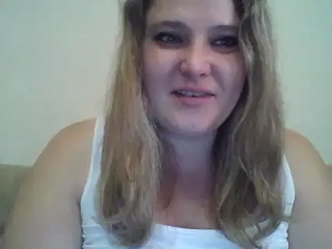Snapshot of ParisMimi chatting on October 16, 8:04 am ParisMimi online show from October 16, 8:04 am