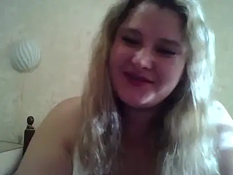 Snapshot of ParisMimi chatting on November 24, 8:25 am ParisMimi online show from November 24, 8:25 am