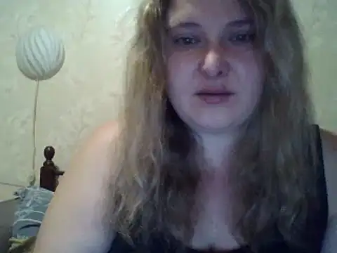 Snapshot of ParisMimi chatting on November 30, 7:01 am ParisMimi online show from November 30, 7:01 am