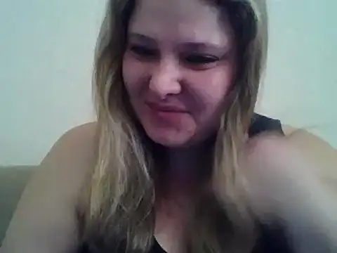 Snapshot of ParisMimi chatting on January 13, 9:25 am ParisMimi online show from January 13, 9:25 am